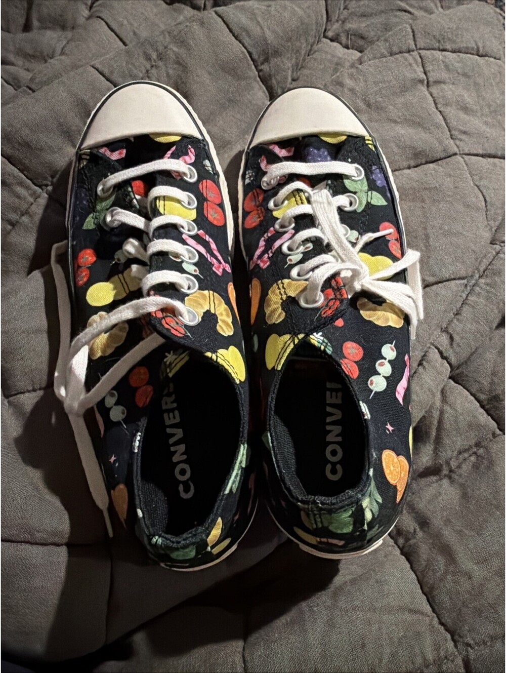 Converse Chuck Taylor Low Topblack with Food Print 9 Women's